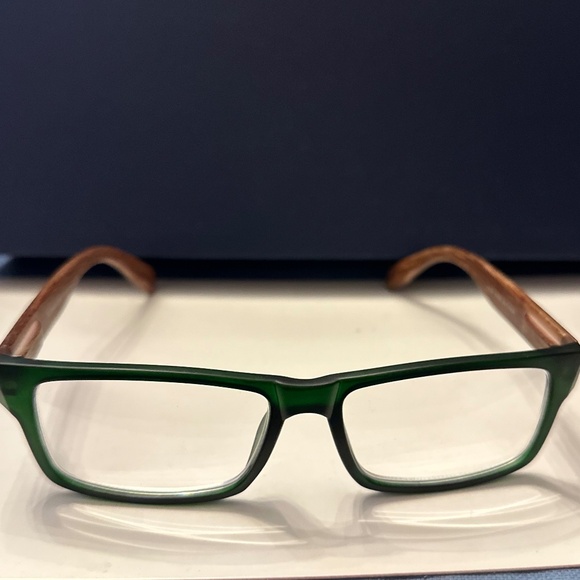 *2* Pairs of Fashion Reading Glasses +2.0 - Picture 11 of 16